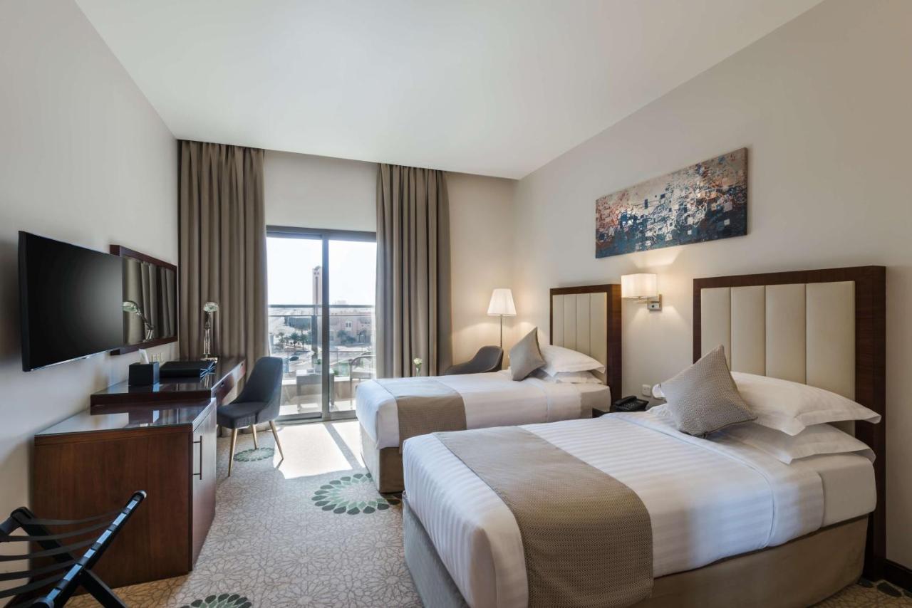 Best Western Plus Al Qurayyat City Center Extérieur photo