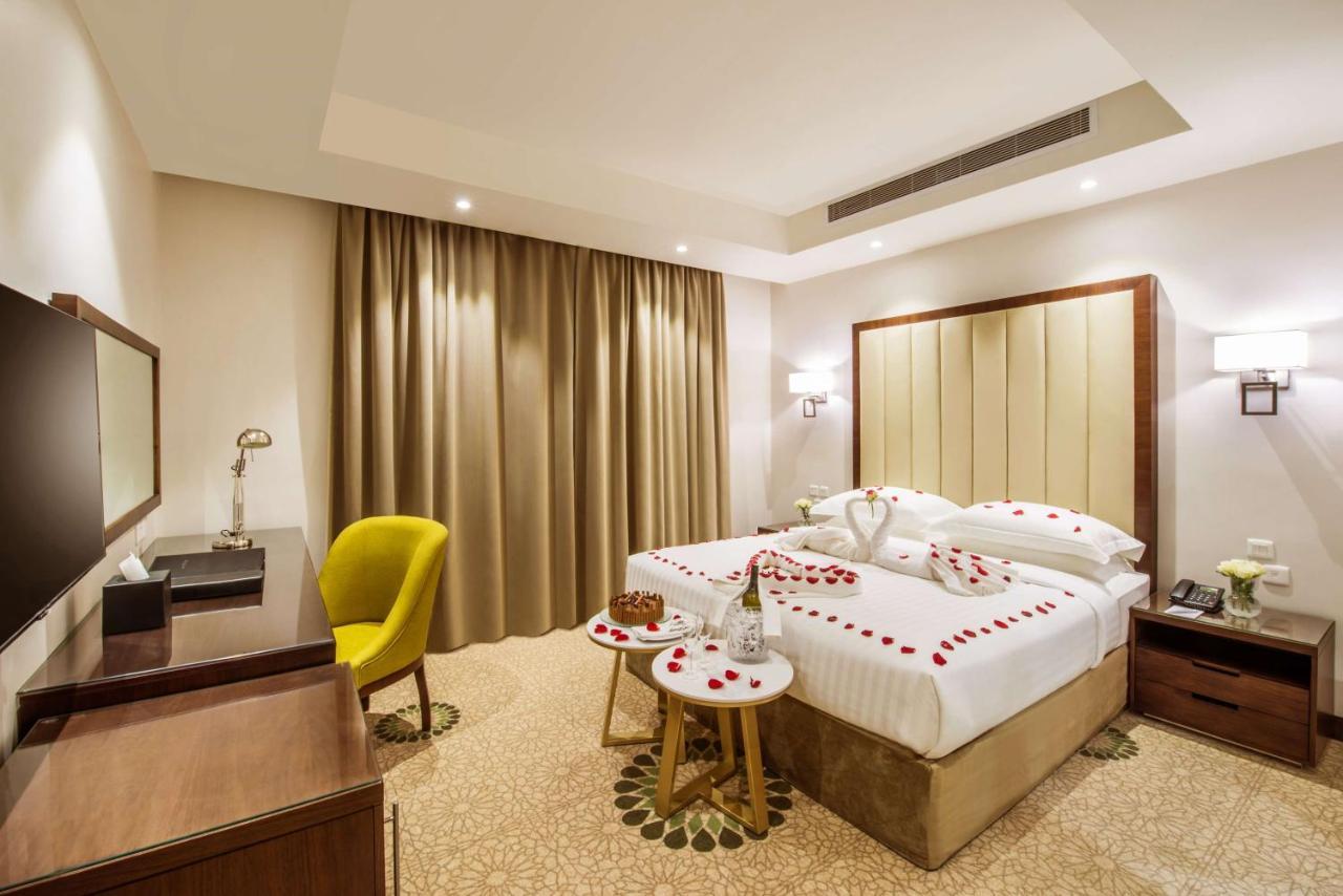 Best Western Plus Al Qurayyat City Center Extérieur photo