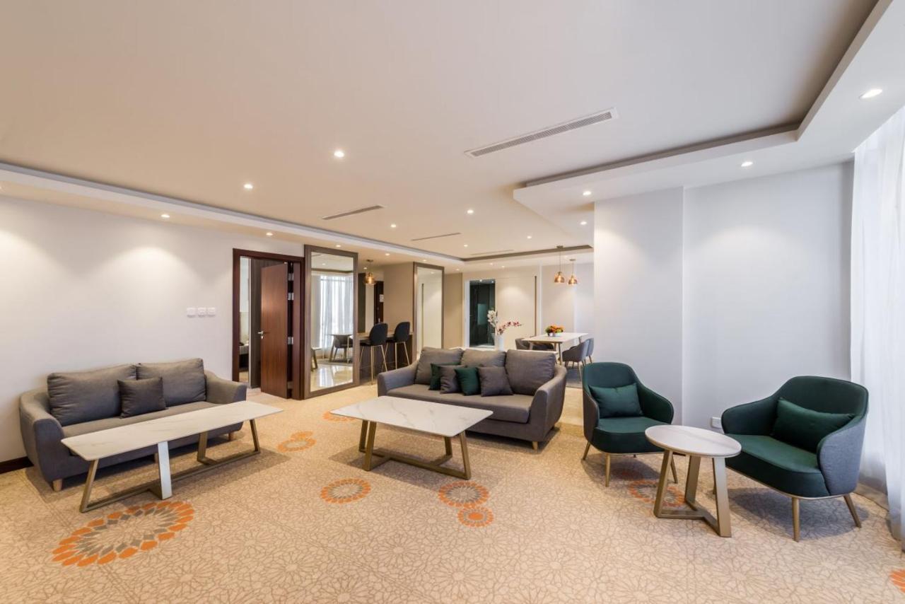 Best Western Plus Al Qurayyat City Center Extérieur photo