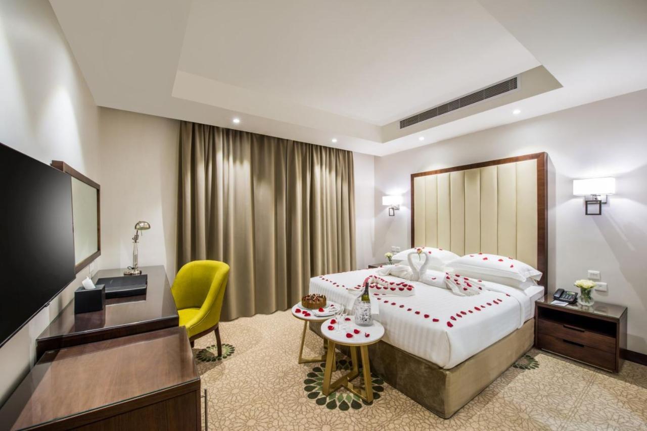Best Western Plus Al Qurayyat City Center Extérieur photo