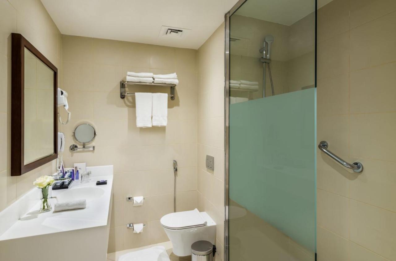 Best Western Plus Al Qurayyat City Center Extérieur photo