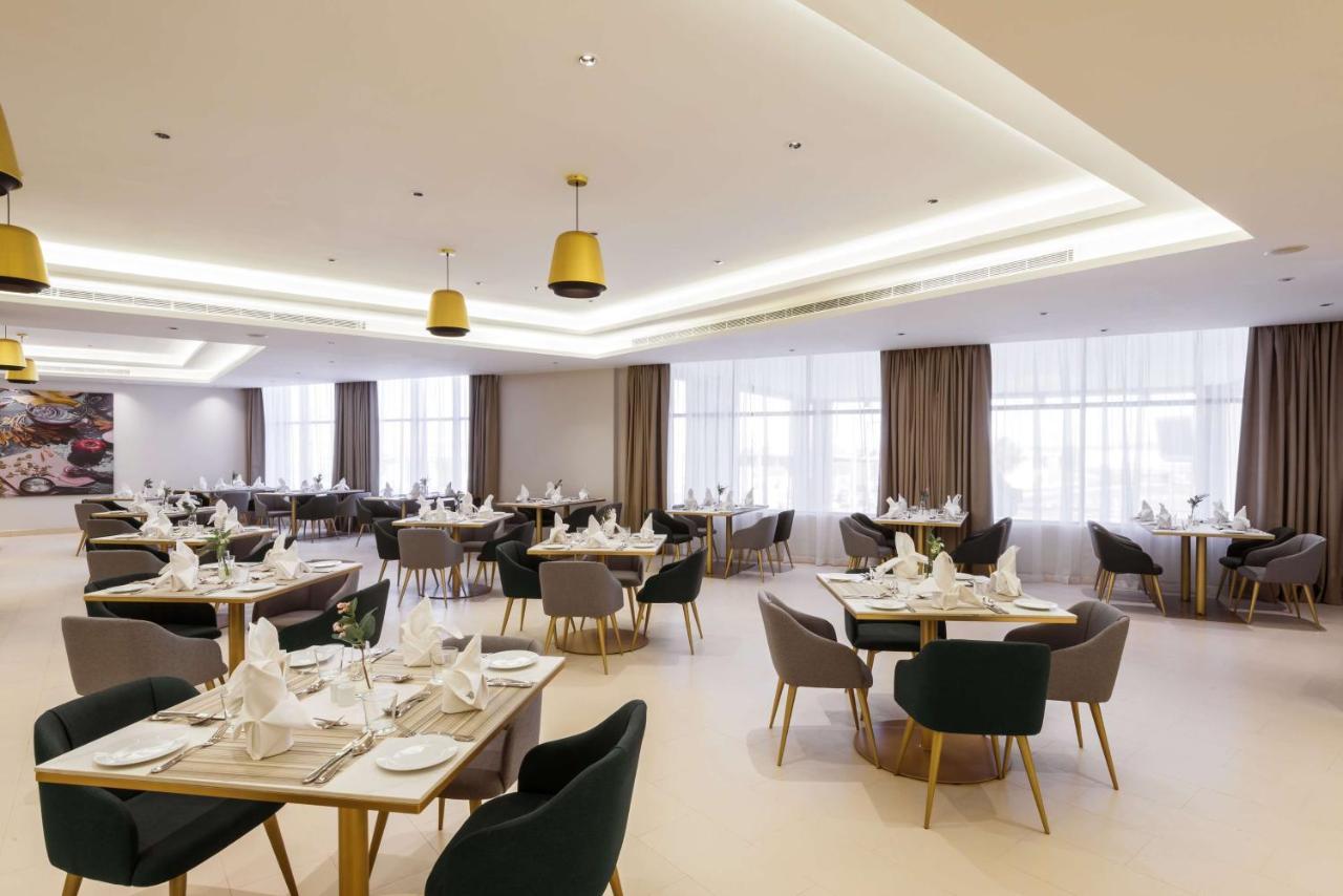 Best Western Plus Al Qurayyat City Center Extérieur photo