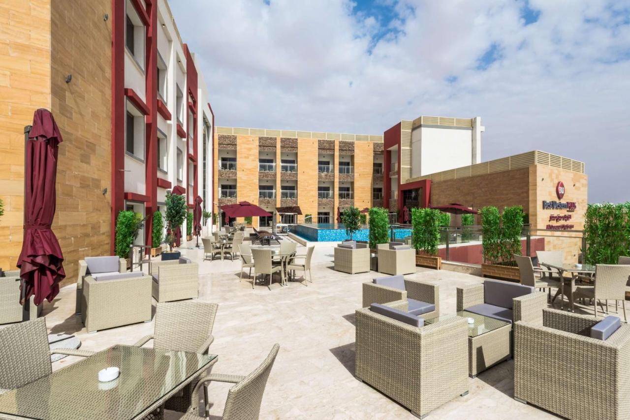 Best Western Plus Al Qurayyat City Center Extérieur photo
