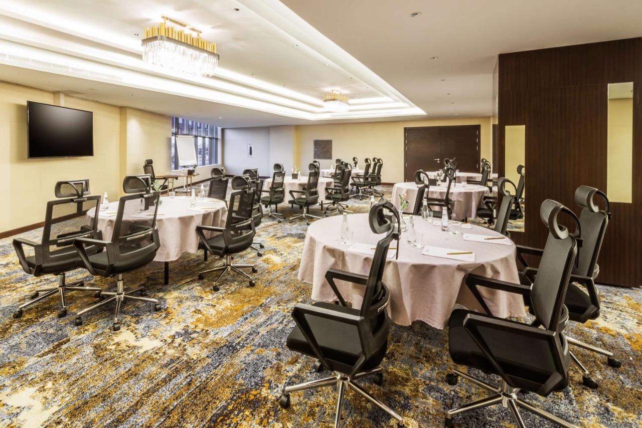 Best Western Plus Al Qurayyat City Center Extérieur photo
