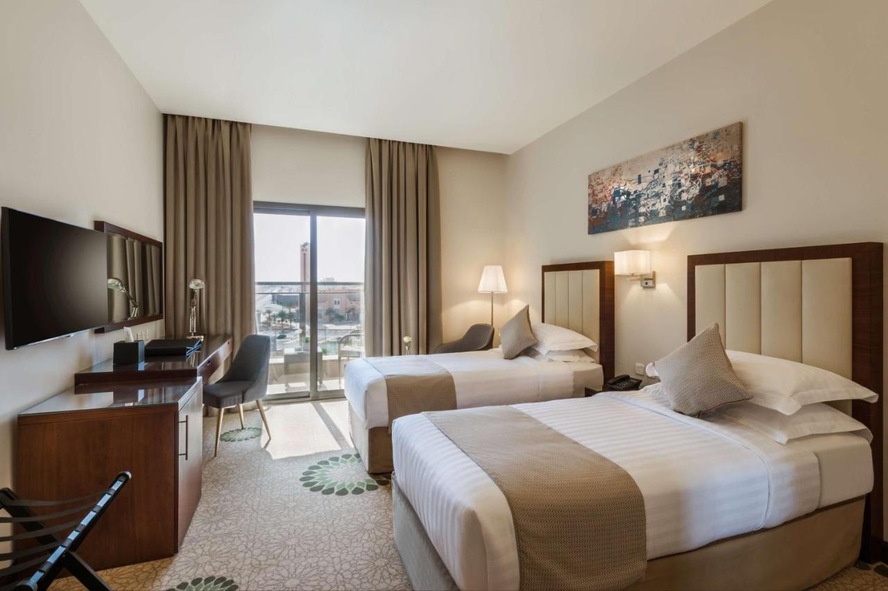 Best Western Plus Al Qurayyat City Center Extérieur photo