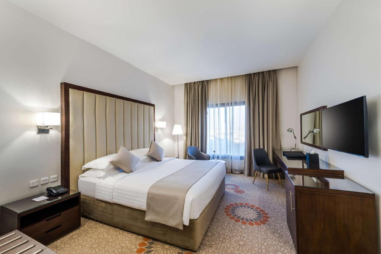 Best Western Plus Al Qurayyat City Center Extérieur photo