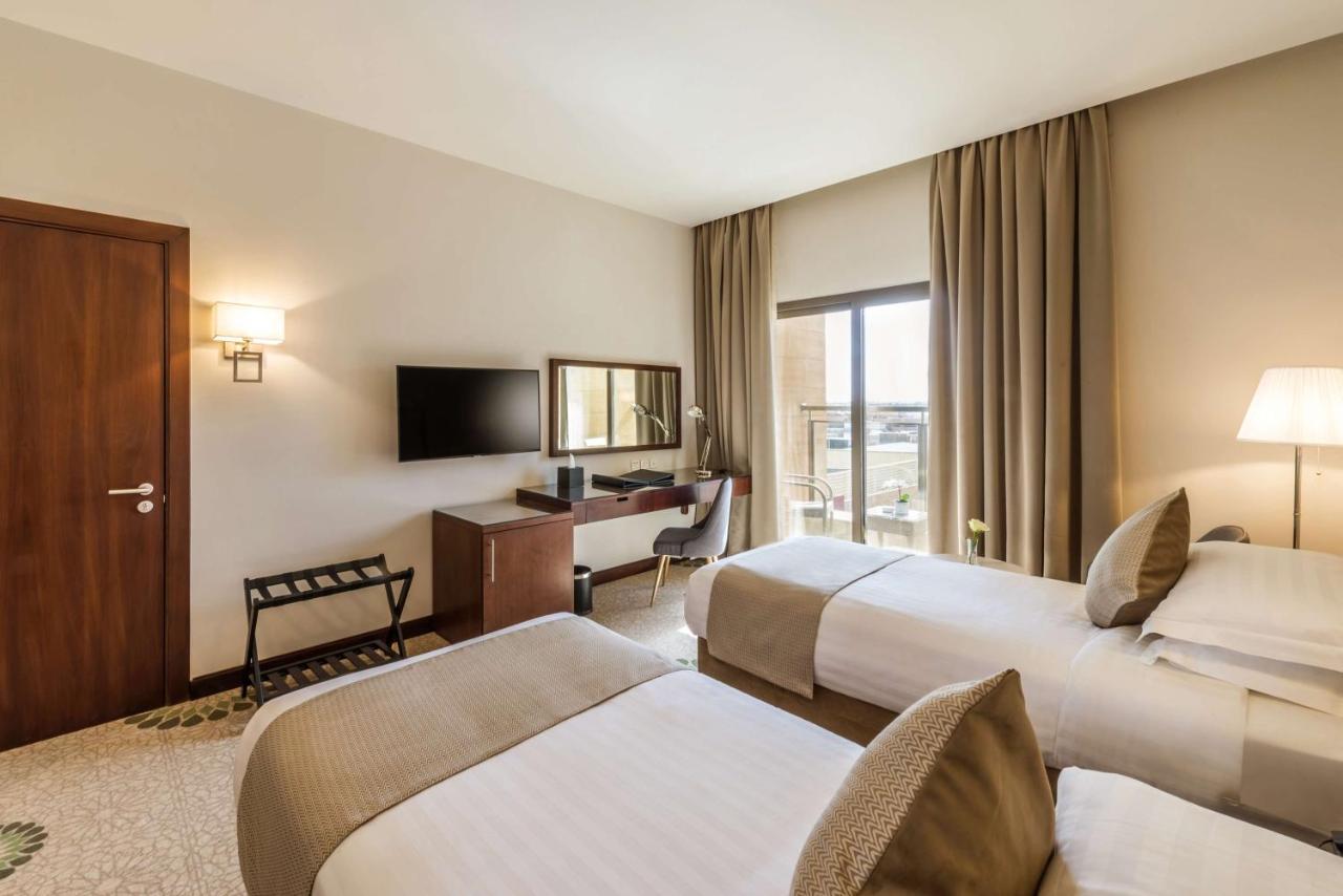 Best Western Plus Al Qurayyat City Center Extérieur photo